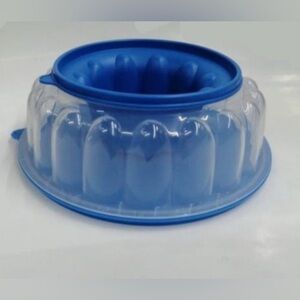 Tupperware Jel-Ring Jello Mold Ice Ring Blue & Clear